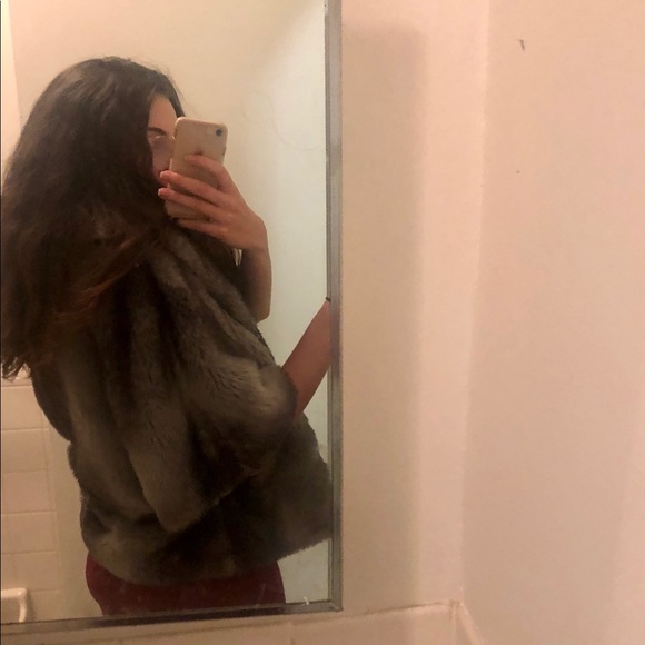 Calvin Klein faux fure - Picture 5 of 5